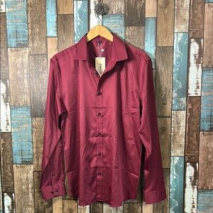 Men's medium Burgundy Button-Up Shirt